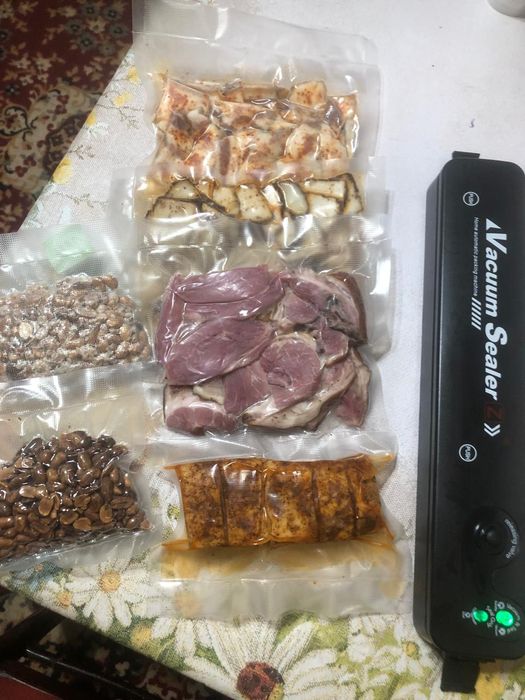 Вакуумный упаковщик