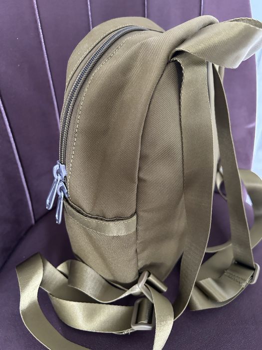 Раница nike зелена