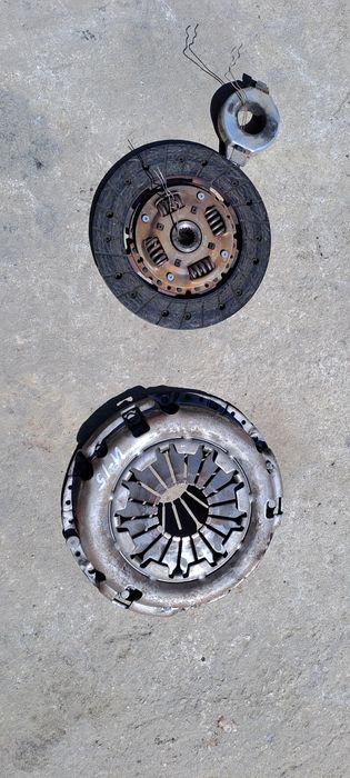 Съединител комплект за Нисан Алмера 2.0 Д/ Nissan Almera 2.0 D