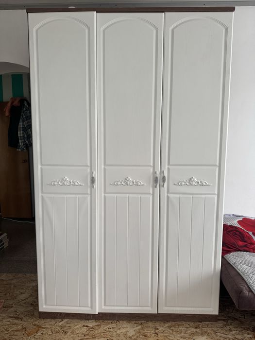 Продам шкаф в отличном состоянии