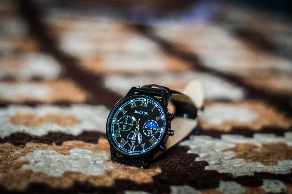 Ceas impecabil ca nou .