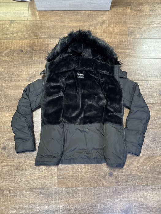 Дамско зимно яке ZARA