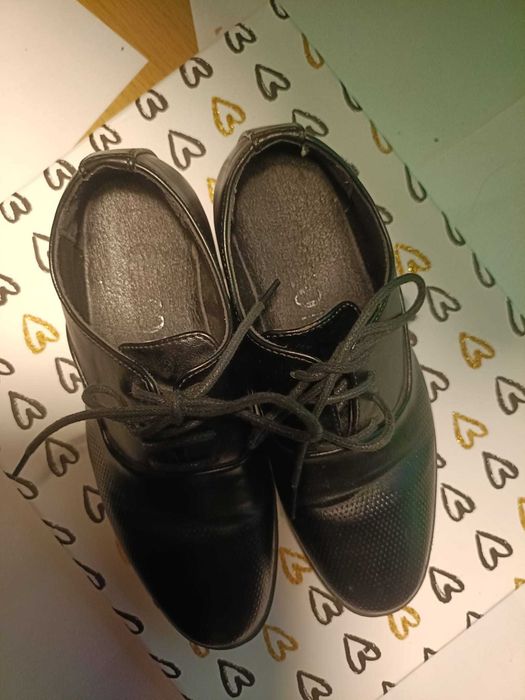 pantofi eleganți, negri din piele pentru băieți, măr. 30