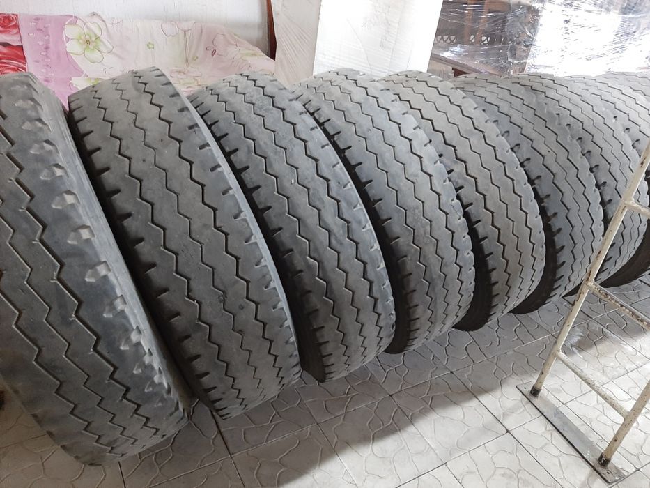 Продам грузовые шины