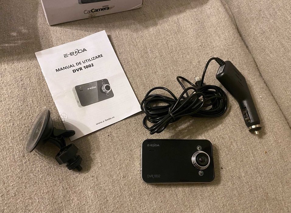 Cameră auto DVR E-Boda 1002 Full HD 2.4” nouă în cutie completă