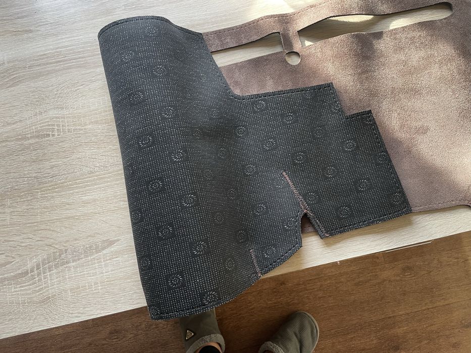 Накидка на панель Camry 70