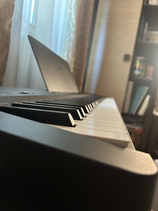 Yamaha P-145 – pian digital + stativ și pedală incluse