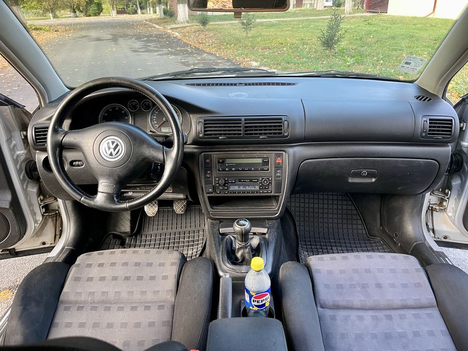 VOLKSWAGEN Passat 2001 — imagine 3
