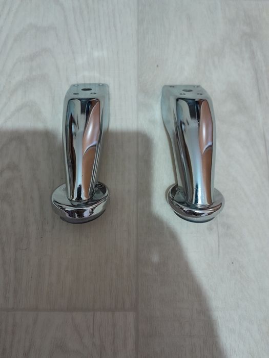 Продам ножки от Дивана