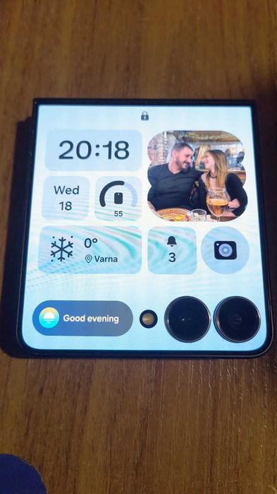 Samsung Galaxy Z Flip 7 512GB / 12GB RAM BLACK – КАТО НОВ, ГАРАНЦИЯ A1