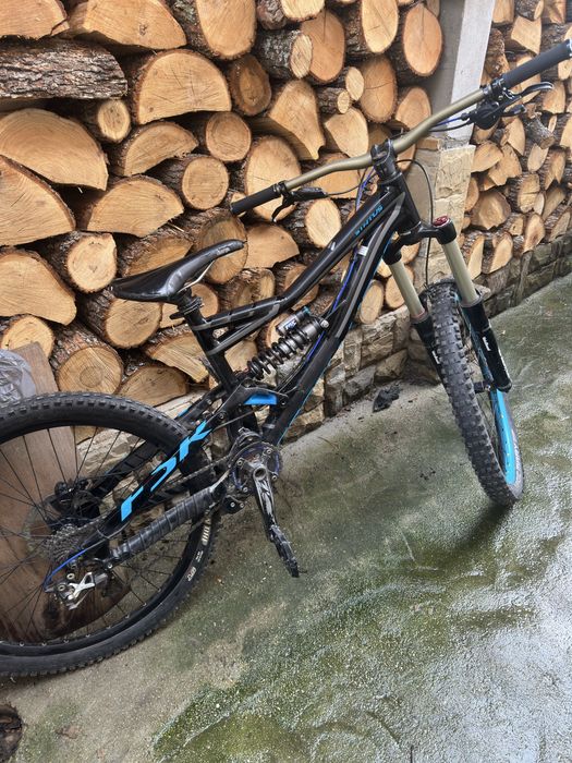 specialized status 1