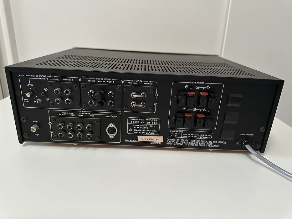 Hitachi HA 610  impecabil