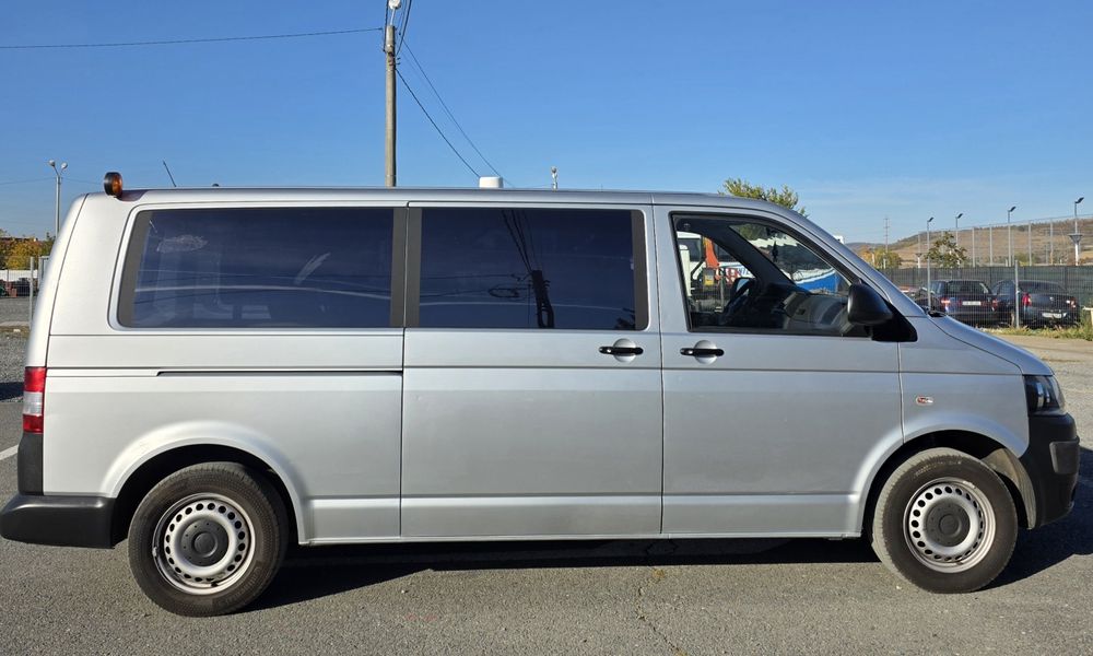 VOLKSWAGEN Transporter 2015 — imagine 4