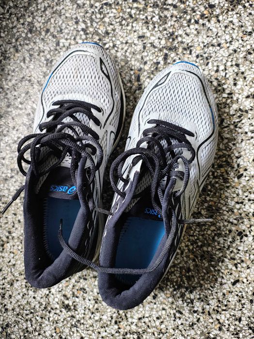 Маратонки Asics 40.5