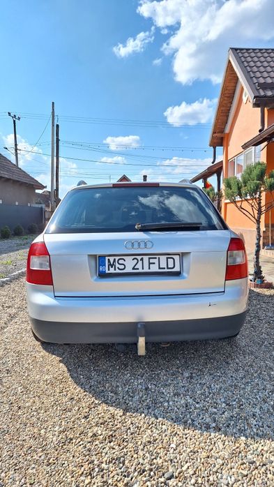 Vand Audi A4 B6 2003