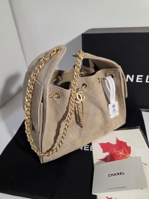 Дамска чанта Chanel Hobo 25S Suede