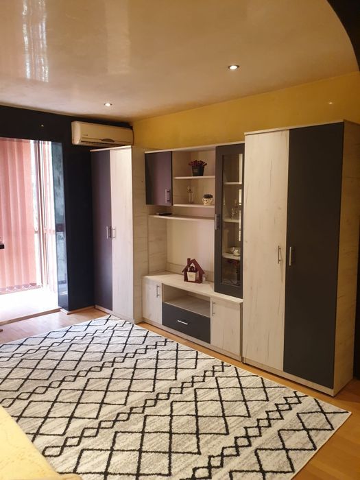 Proprietar_inchiriez apartament Lipovei