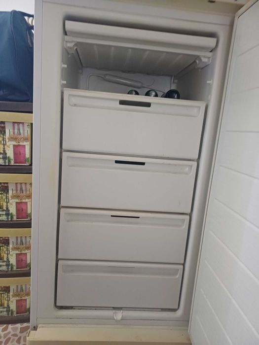 Electrocasnice , frigider congelator
