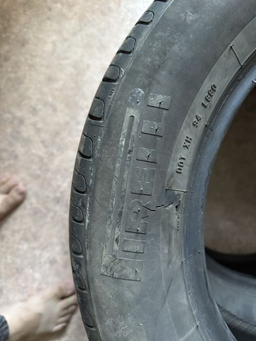 Шины летние 215/60/16