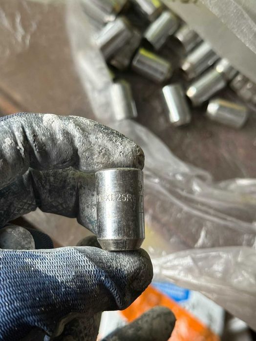 Гайки шаг 1.25 ( два варианта )