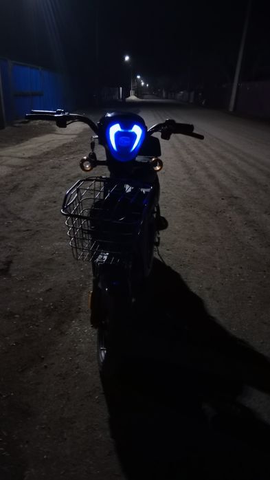 Электроскутер  Snapy 700