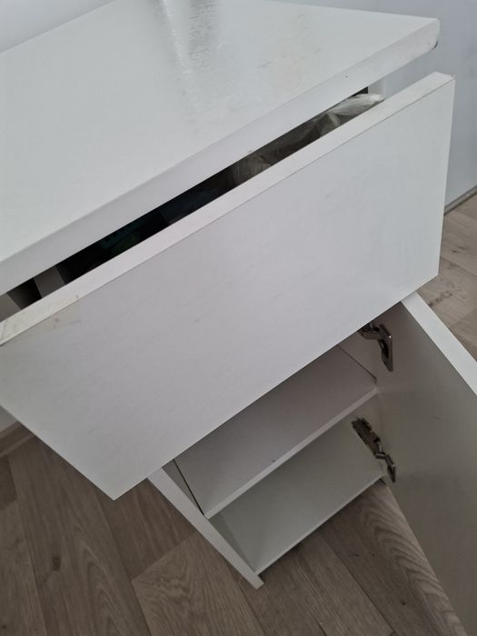 Продам письменный стол