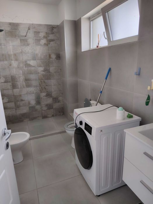 Închirierz apartament 2 camere openspace