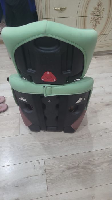 Детское автокресло