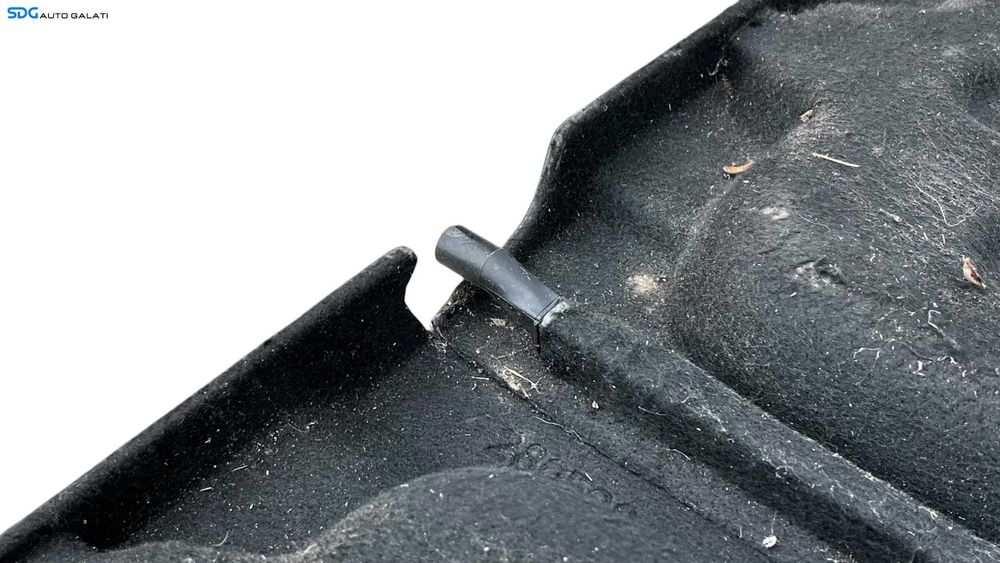 Polita Tavita Capac Portbagaj Skoda Octavia 2 Hatchback 2004 - 2013 (Lipsa Snururi) Cod 1Z5867769 [L5886]