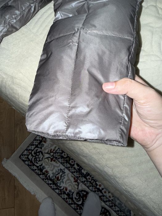 Продам женскую куртку