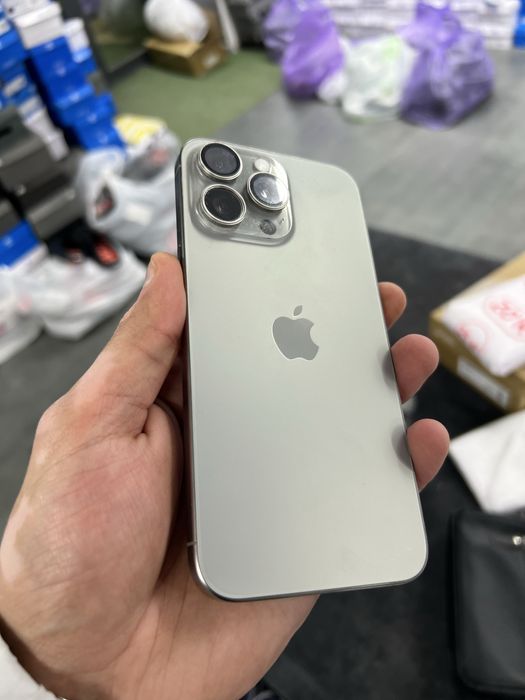 Iphone 15 pro max 600$ srochni sotiladi