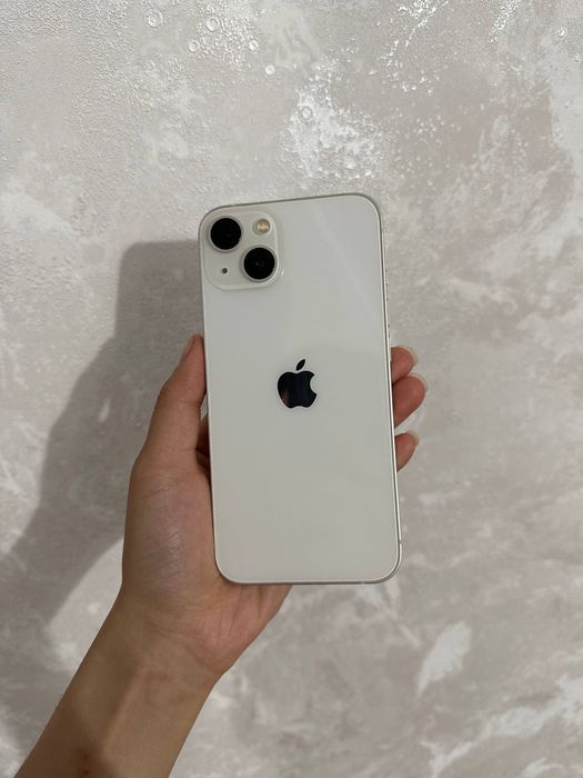 Продаётся Apple iPhone 13 в хорошем состоянии