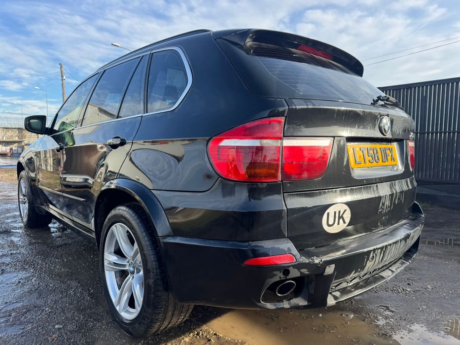 Dezmembrez bmw x5 e70 pack M