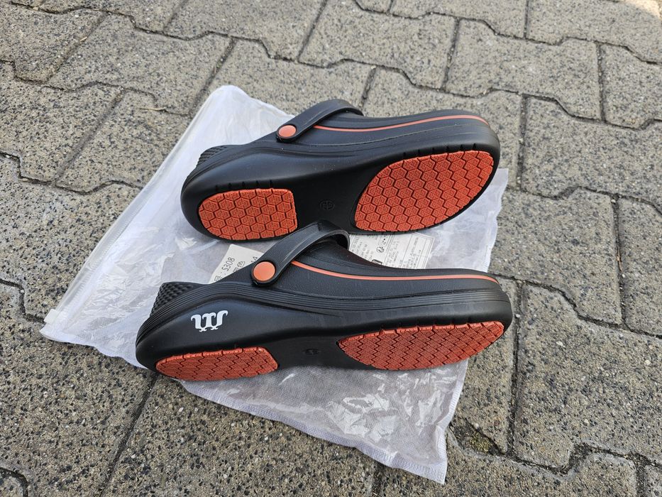 Мъжко  Сабо с еластична стелка