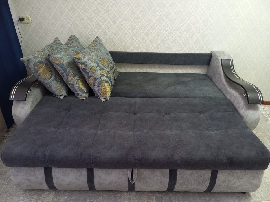 Диван 3х местный