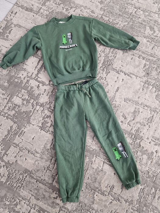 Compleu mărimea 110-116