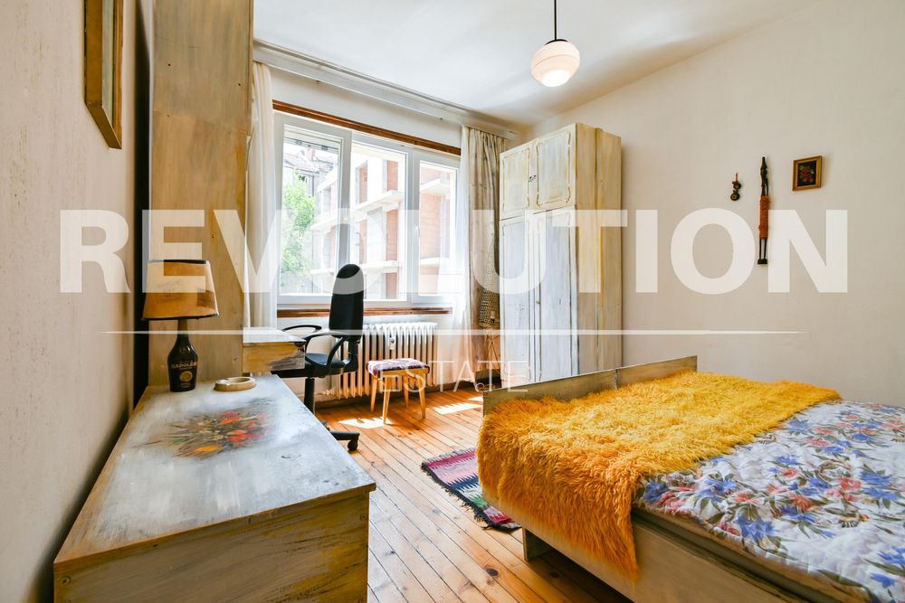 Дава се под наем Четиристаен апартамент в София, Център - 96 кв.м за 1100 € - Снимка #5