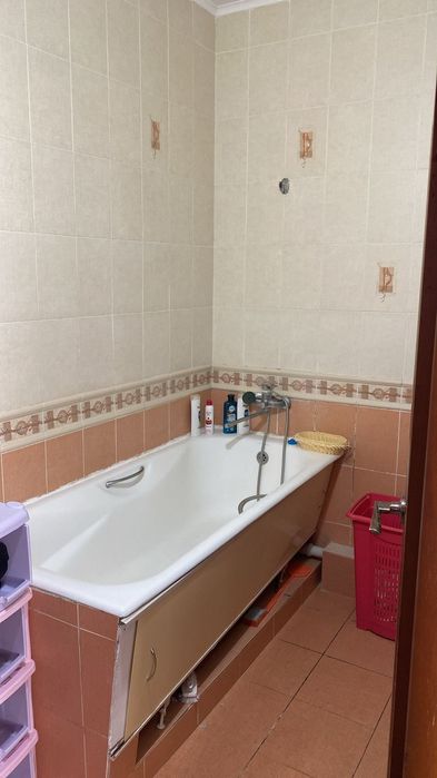 Сдам двухкомнатную квартиру.