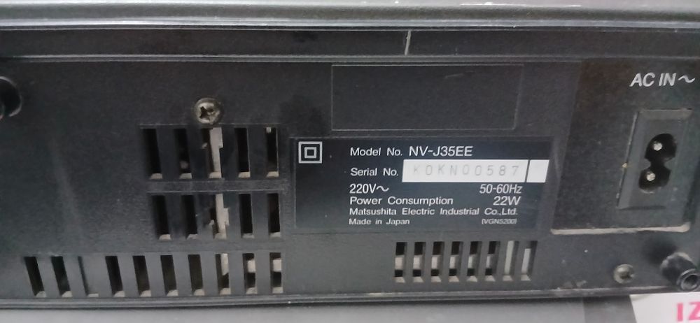 Videorecorder Panasonic NV-J35 HQ VHS 4head
Made in Japan