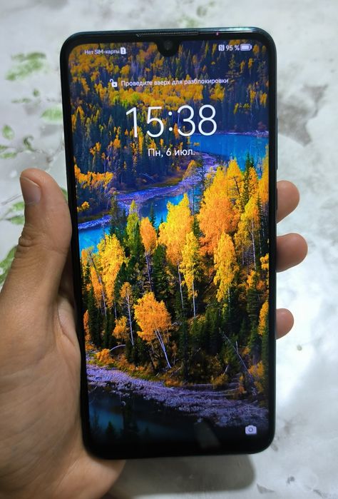Продаю Huawei P30 Lite