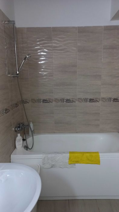 Inchiriem garsonieră