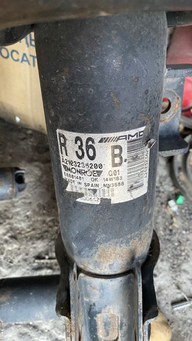 Передние стойки w212 E63 AMG