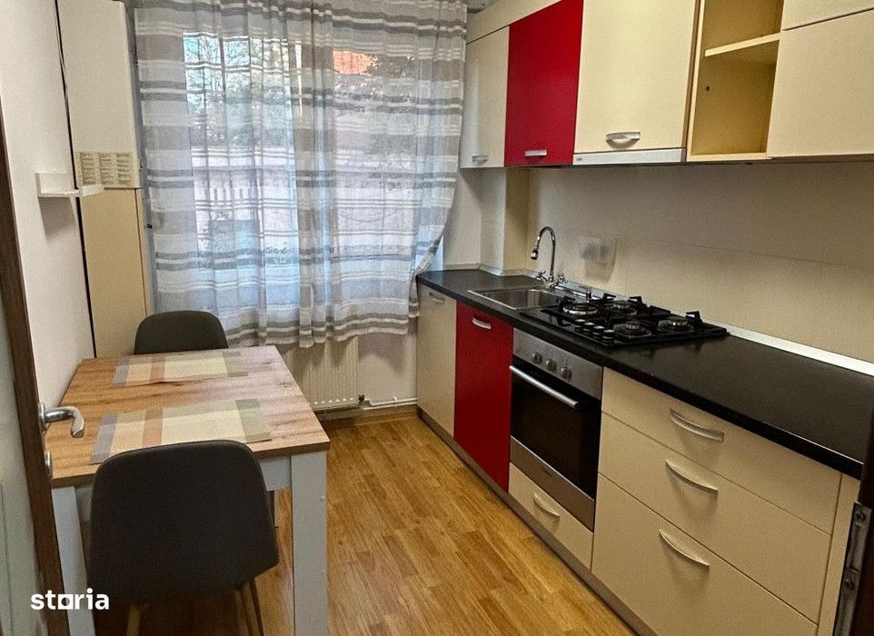 Apartament  2 camere Podu Ros , 50 metri, etaj 1 Cod:162964