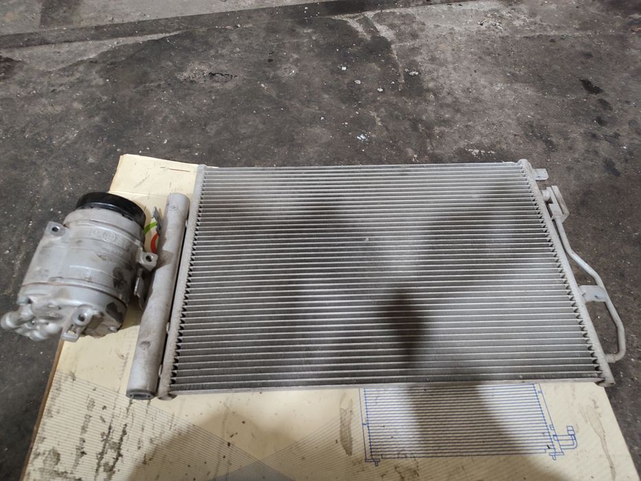 Продам радиатор кондиционера и компрессор кобальт