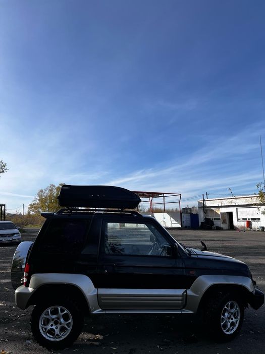 Продам внедорожник