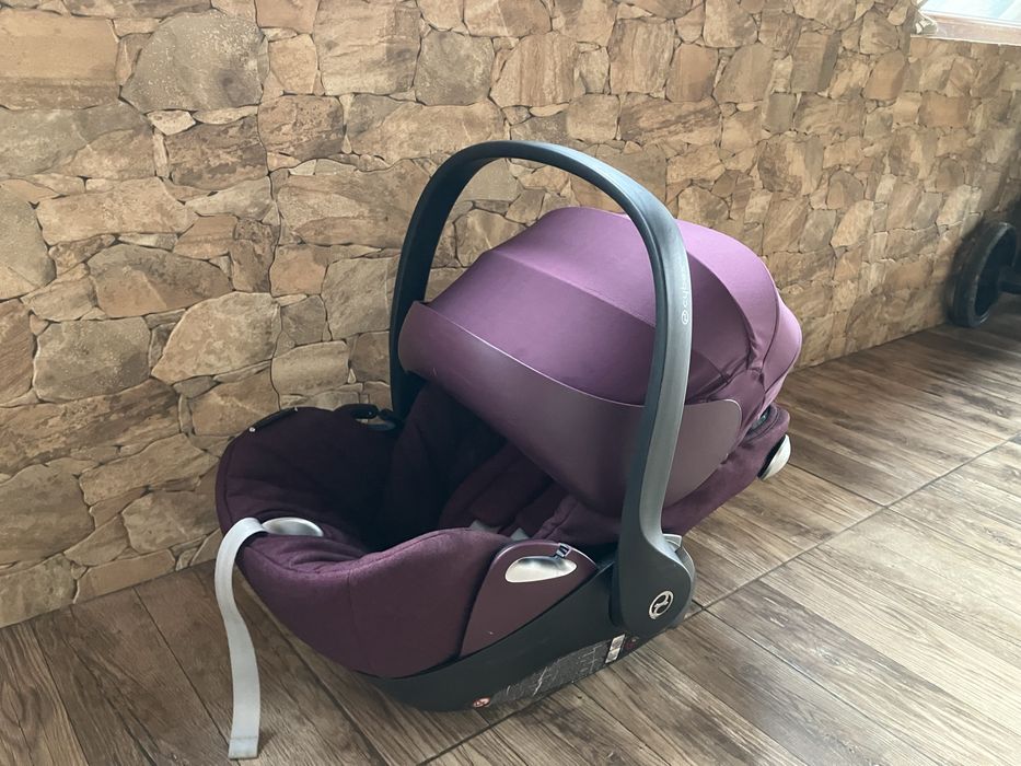 Cybex Cloud Q кошче + адаптери за orfeo или libelle и аксесоари