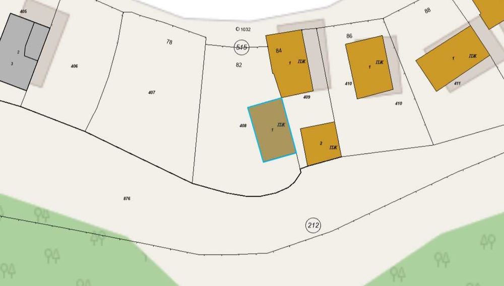 Парцел с жилищна постройка във Вароша