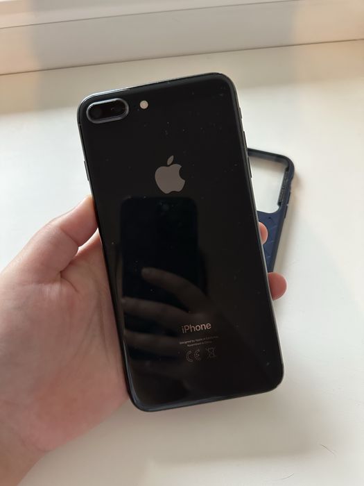 iPhone 8plus 64GB