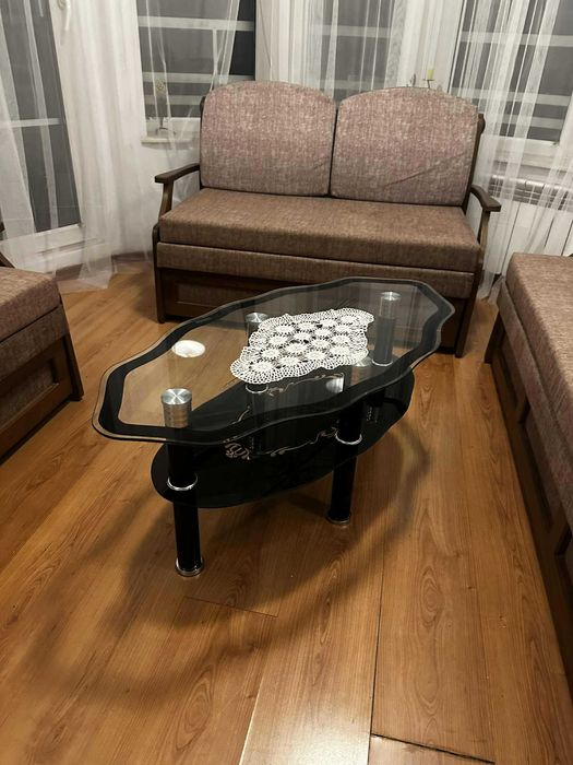 Стъклена масичка