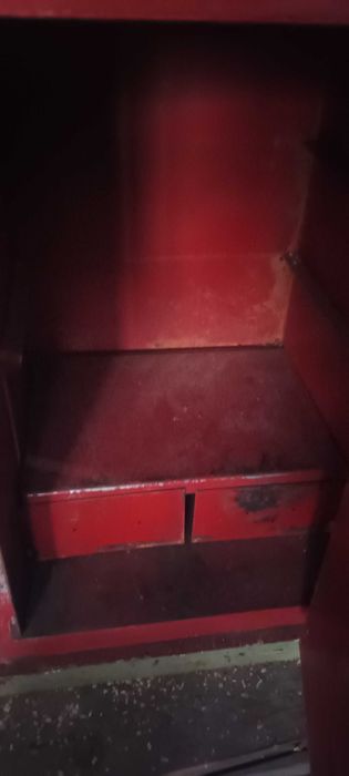 Продавам две каси